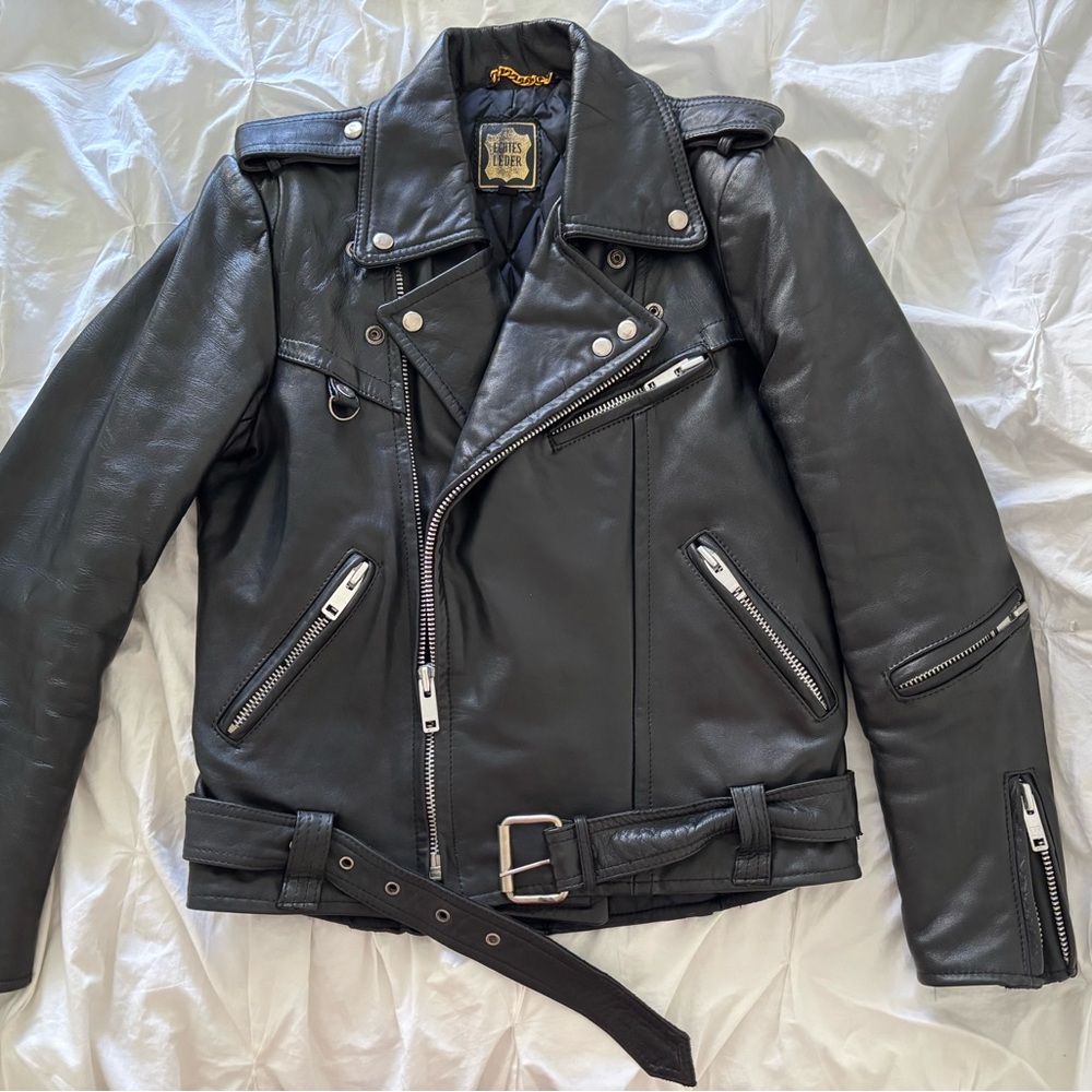 Echtes leder vintage German Leather Motorcycle Jacket with Asymmetrical Zipper